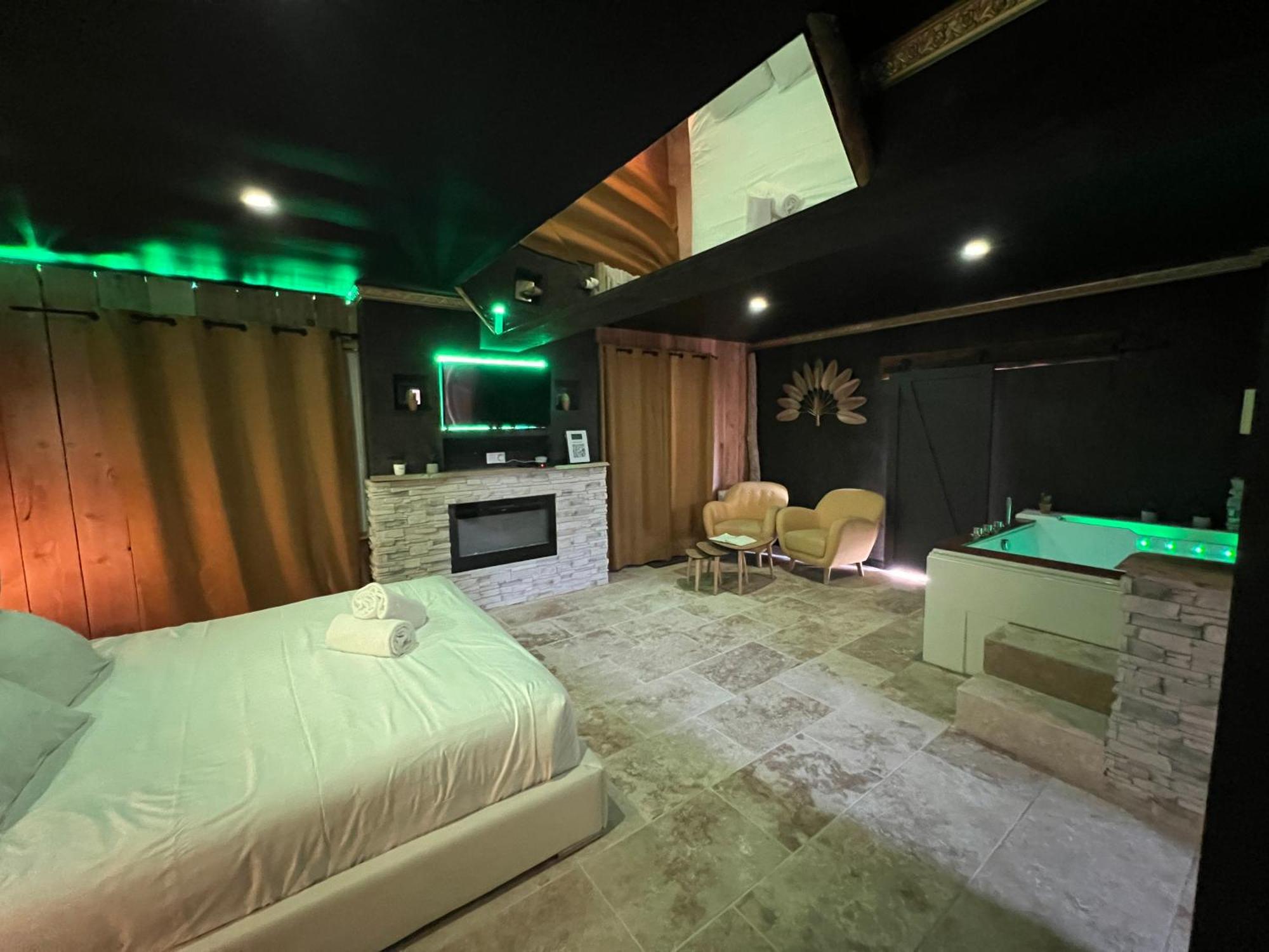 Le Lodge Des Charmes 5 Etoiles Leves Buitenkant foto