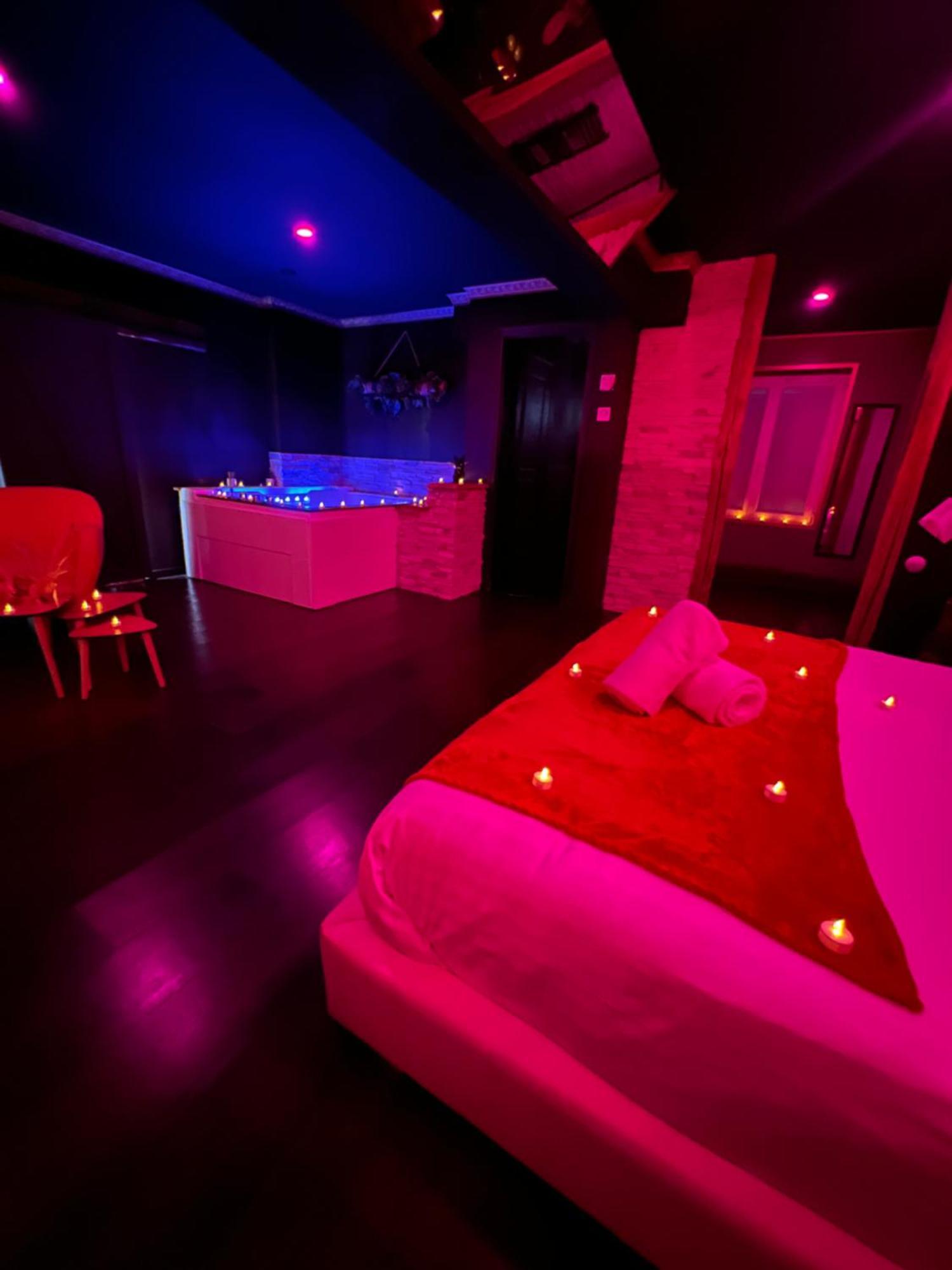 Le Lodge Des Charmes 5 Etoiles Leves Buitenkant foto