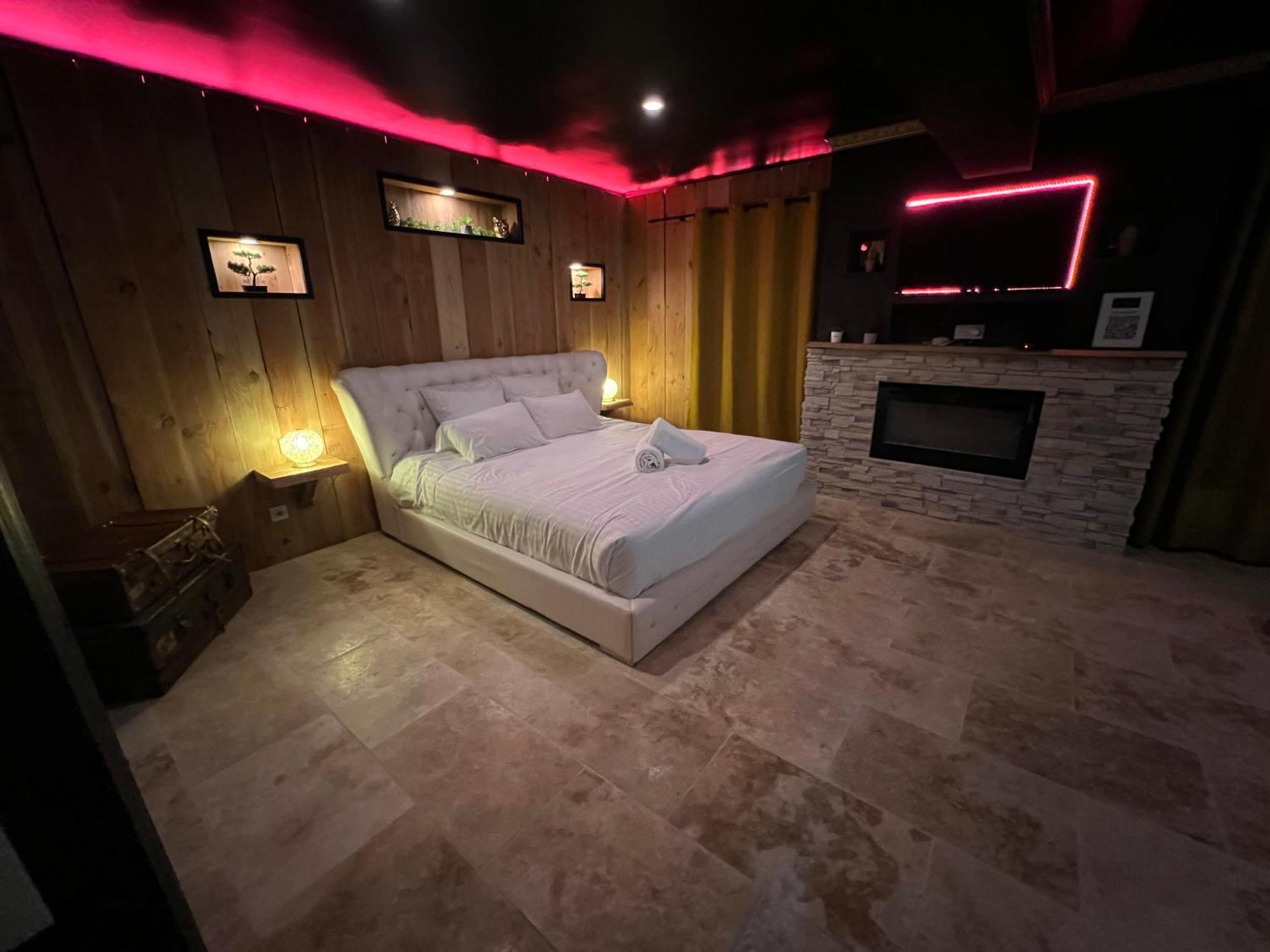 Le Lodge Des Charmes 5 Etoiles Leves Buitenkant foto