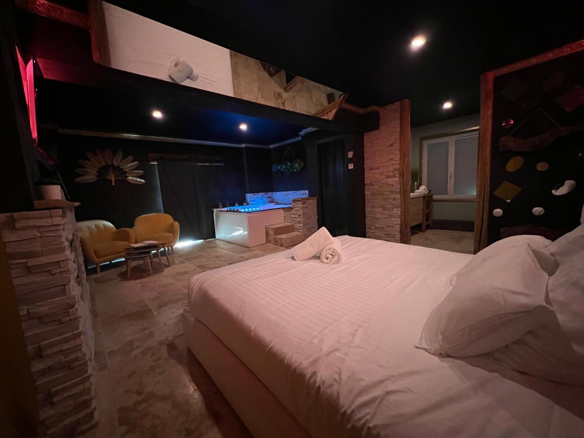 Le Lodge Des Charmes 5 Etoiles Leves Buitenkant foto